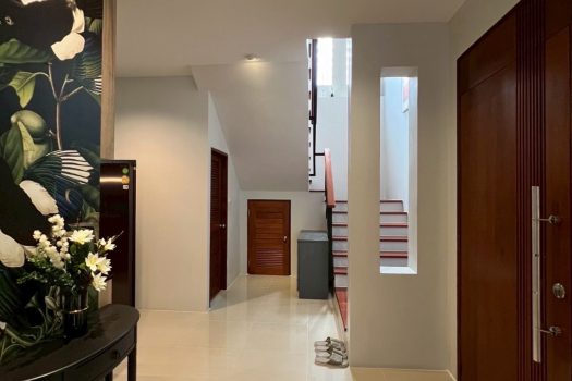 บ้านหรูหลังใหญ่ พร้อมสระว่ายน้ำ ใจกลาง เกษตร-นวมินทร์ โครงการ “อารียา สวนา 1”