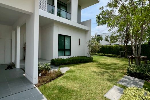 FOR RENT: “มัณฑนา มอเตอร์เวย์ – พระราม 9” แต่งสวย แปลงใหญ่ ใกล้ club house