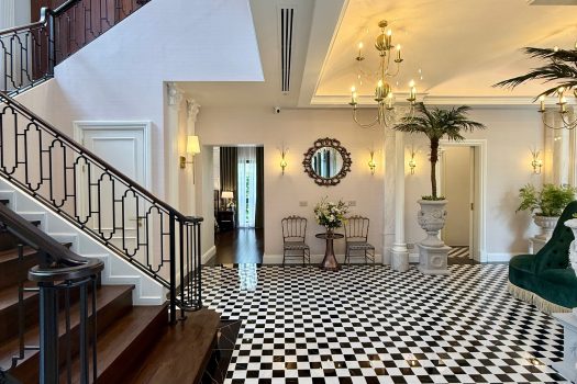 บ้านหรูมีหลายระดับ… แต่ 𝟭,𝟬𝟬𝟬+ ตร.ม. พร้อมโลเคชั่นกรุงเทพกรีฑา ไม่ใช่ใครก็ทำได้” 𝗧𝗵𝗲 𝗣𝗮𝗹𝗮𝘇𝘇𝗼 กรุงเทพกรีฑา โดย 𝗔𝗣