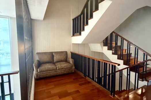 𝗥𝗮𝗿𝗲 𝗶𝘁𝗲𝗺 ใจกลางสุขุมวิท — ทาวน์โฮมหรู 𝟰.𝟱 ชั้น โครงการ 𝗤𝘂𝗮𝗿𝘁𝗲𝗿 𝟯𝟭 โครงการหรู สุด 𝗣𝗿𝗶𝘃𝗮𝘁𝗲 สำหรับ 𝟮𝟬 ครอบครัว พร้อมลิฟต์ส่วนตัว