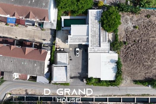 บ้านเดี่ยว ที่ดิน 1 ไร่ใจกลางเมือง 3.5 กม. จากศิริราช 2 หลังในรั้วเดียว