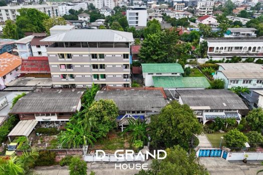 ขายด่วน ที่ดินพร้อมบ้านเก่า 104 ตร.วา ทำเลดีมาก หลัง The Nine พระราม 9 !