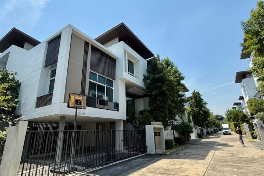 𝗡𝗶𝗿𝘃𝗮𝗻𝗮 𝗕𝗲𝘆𝗼𝗻𝗱 𝟭 รามคำแหง พระราม 𝟵 บ้าน 𝗧𝘆𝗽𝗲 ใหญ่สุดของโครงการ