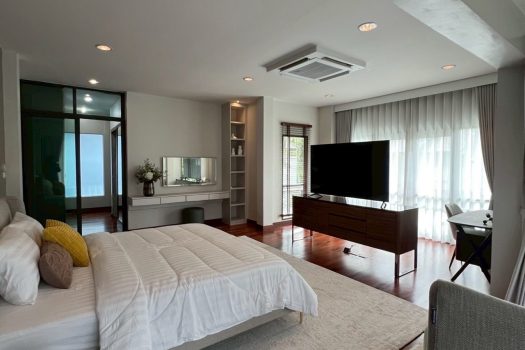 บ้านหรูหลังใหญ่ พร้อมสระว่ายน้ำ ใจกลาง เกษตร-นวมินทร์ โครงการ “อารียา สวนา 1”