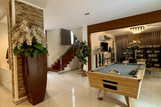 บ้านเดี่ยว ที่ดิน 1 ไร่ใจกลางเมือง 3.5 กม. จากศิริราช 2 หลังในรั้วเดียว