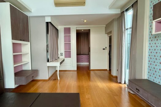 𝗡𝗶𝗿𝘃𝗮𝗻𝗮 𝗕𝗲𝘆𝗼𝗻𝗱 𝟭 รามคำแหง พระราม 𝟵 บ้าน 𝗧𝘆𝗽𝗲 ใหญ่สุดของโครงการ