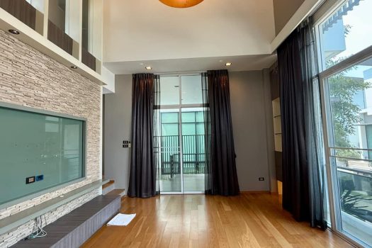 𝗡𝗶𝗿𝘃𝗮𝗻𝗮 𝗕𝗲𝘆𝗼𝗻𝗱 𝟭 รามคำแหง พระราม 𝟵 บ้าน 𝗧𝘆𝗽𝗲 ใหญ่สุดของโครงการ