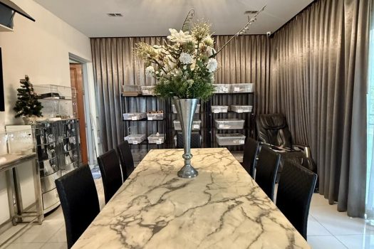 บ้านเดี่ยว ที่ดิน 1 ไร่ใจกลางเมือง 3.5 กม. จากศิริราช 2 หลังในรั้วเดียว