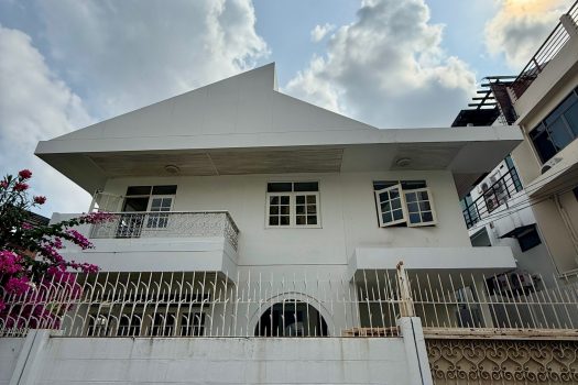 ขาย บ้านเดี่ยวหลังมุม 2 ชั้น 71 ตร.วา ซอยเย็นอากาศ — ทำเลดี บนทำเลศักยภาพ เชื่อมต่อสาทร นราธิวาสฯ พระราม 4 ใกล้ทางด่วน