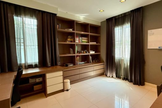 𝗡𝗶𝗿𝘃𝗮𝗻𝗮 𝗕𝗲𝘆𝗼𝗻𝗱 𝟭 รามคำแหง พระราม 𝟵 บ้าน 𝗧𝘆𝗽𝗲 ใหญ่สุดของโครงการ