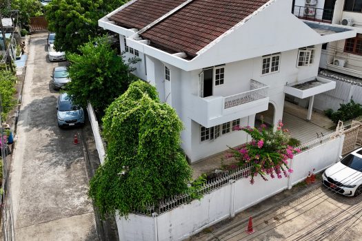 ขาย บ้านเดี่ยวหลังมุม 2 ชั้น 71 ตร.วา ซอยเย็นอากาศ — ทำเลดี บนทำเลศักยภาพ เชื่อมต่อสาทร นราธิวาสฯ พระราม 4 ใกล้ทางด่วน