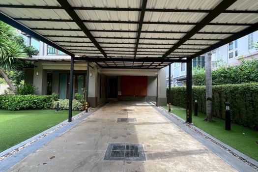 บ้านหรูหลังใหญ่ พร้อมสระว่ายน้ำ ใจกลาง เกษตร-นวมินทร์ โครงการ “อารียา สวนา 1”