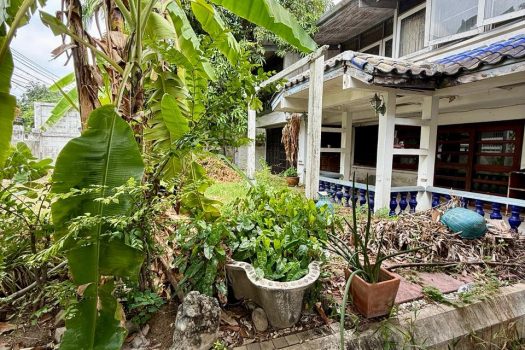 ขายด่วน ที่ดินพร้อมบ้านเก่า 104 ตร.วา ทำเลดีมาก หลัง The Nine พระราม 9 !