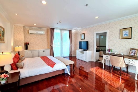 Penthouse Duplex at Piyathip Place, Sukhumvit 39 – Now Available