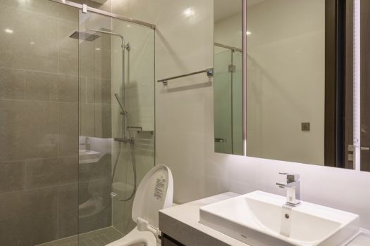 Q1 sukhumvit 2 Bed ปล่อยเช่า ห้องใหม่ หันหน้าทิศตะวันออก วิวเมือง