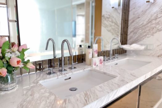 โครงการ 333 ริเวอร์ไซด์ คอนโดมิเนียม ห้องหัวมุม วิวรัฐสภาและโค้งน้ำแบบพาโนรามา ตกแต่ง Exclusive Design โดย A49