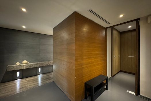 ใช่เช่า คอนโด เดอะเครสท์ ร่วมฤดี (BTS เพลินจิต)